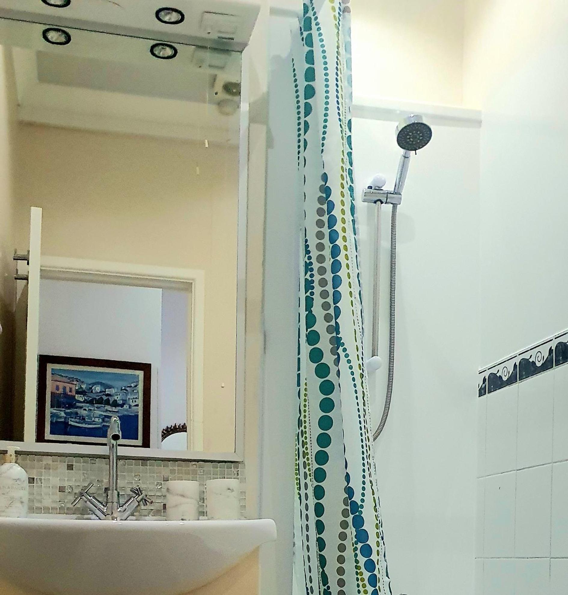 A Beautiful Apartment With Stunning Sea Views & Private Balcony Μπόρνμουθ Εξωτερικό φωτογραφία
